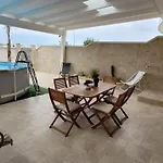 The Sunflower Tatil Evi