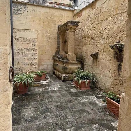 The Sunflower * Lecce